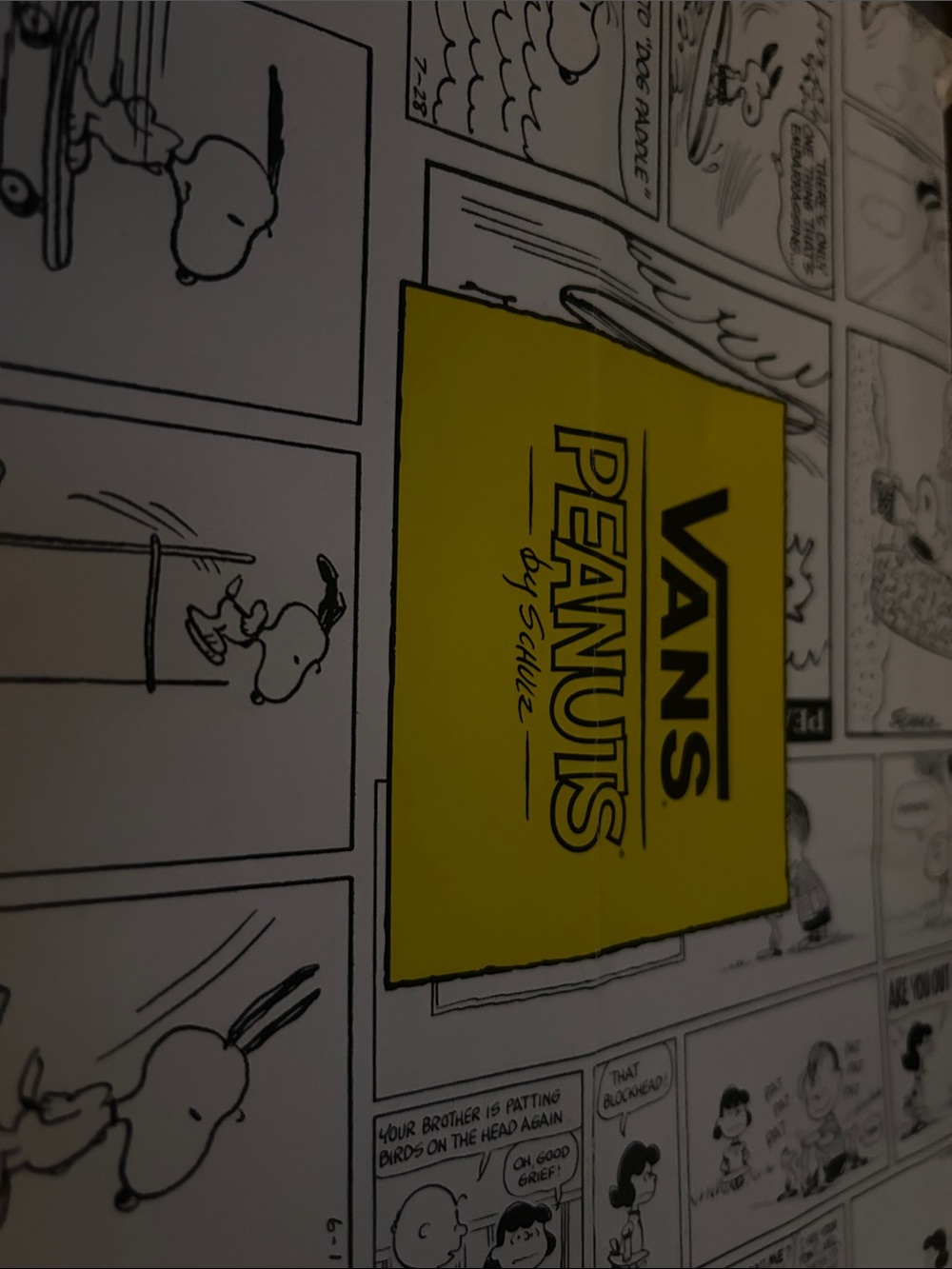 Vans Peanuts Vintage Yellow Logo high tops!